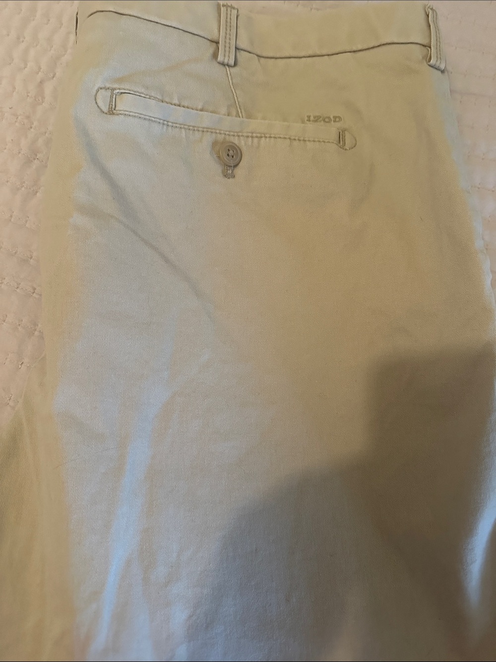 Izod Saltwater Stretch 42 Men's Flat Front Shorts in Khaki Perfect